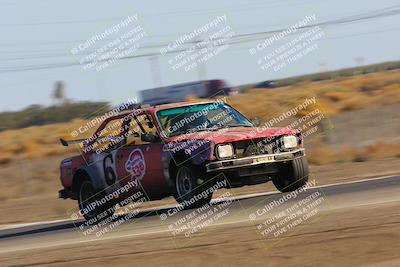 media/Oct-02-2022-24 Hours of Lemons (Sun) [[cb81b089e1]]/915am (I-5)/